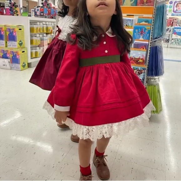 🔴SOLD🔴 [3T] The Paper Doll Iconic Very Merry Dress - Picture 3 of 8